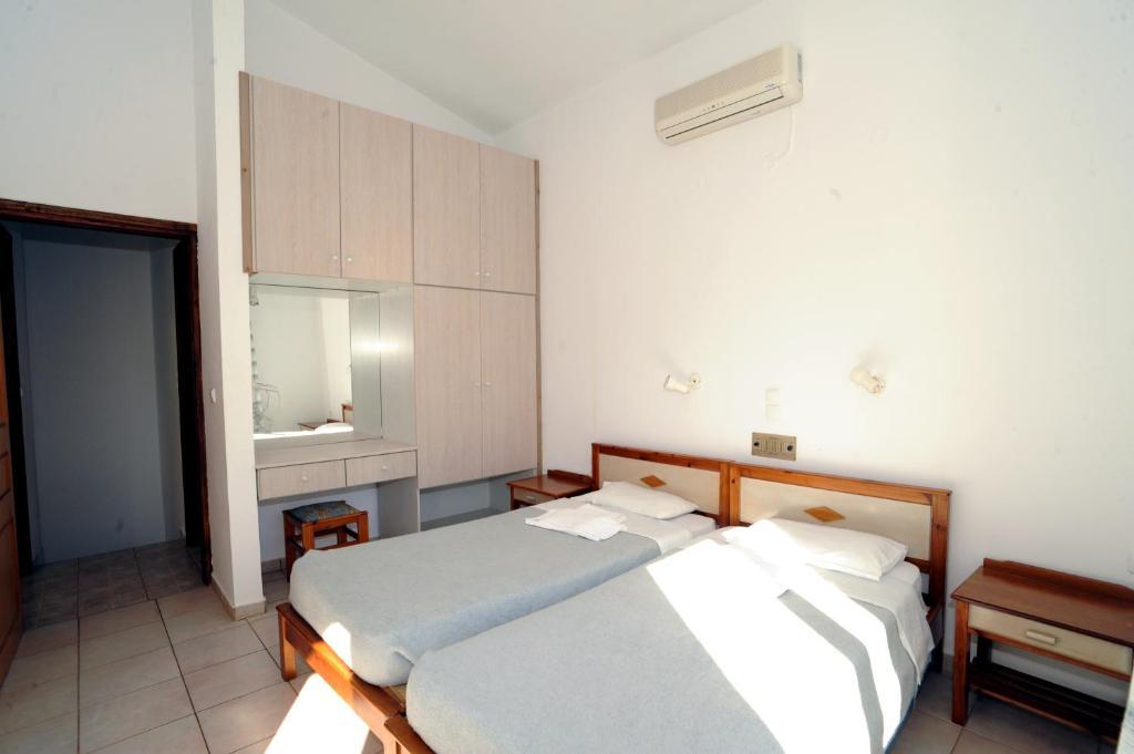 Evilion Hotel Stalós Habitación foto