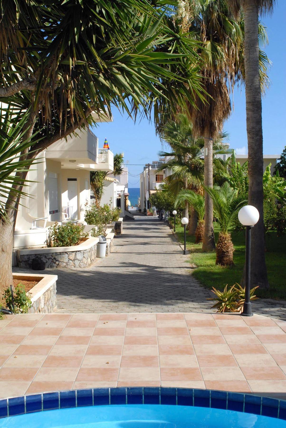 Evilion Hotel Stalós Exterior foto